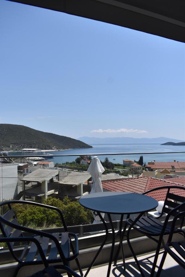 Relaxo Maisonette Rhodi Néa Péramos Buitenkant foto
